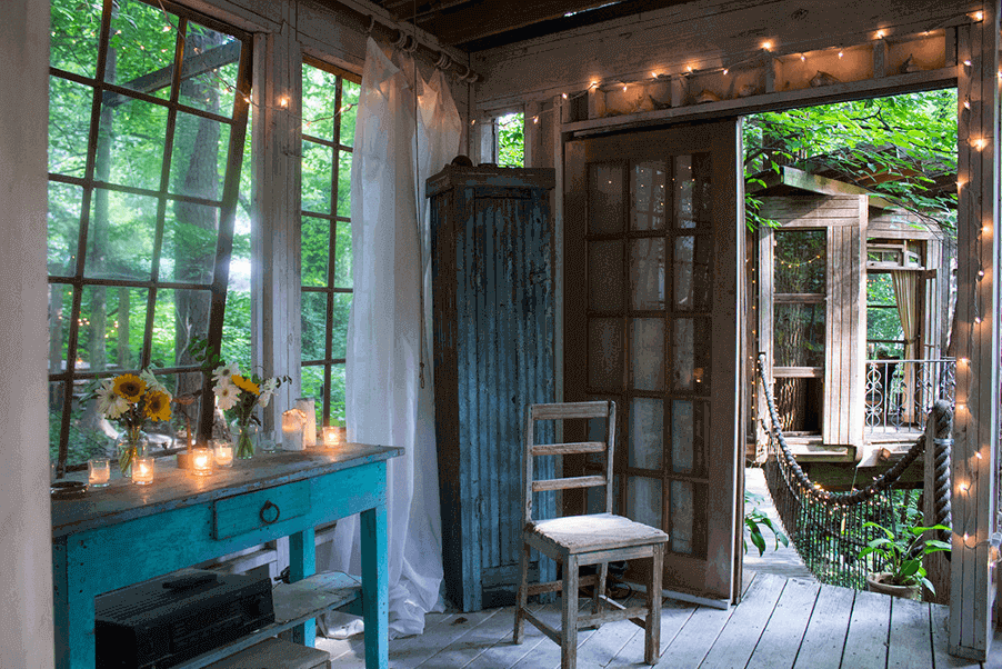 Advert of an Airbnb property.